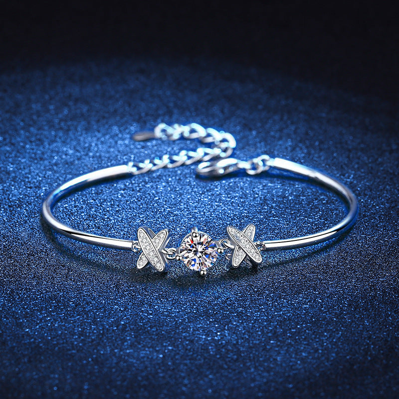 Bow-knot moissanite bracelet