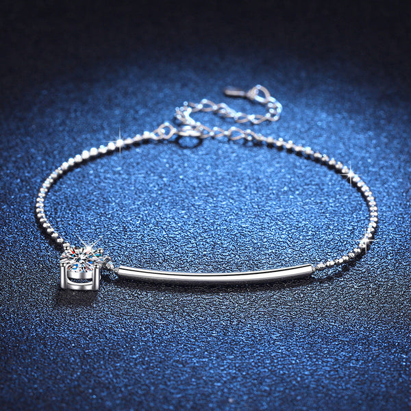 Half-moon curve moissanite bracelet