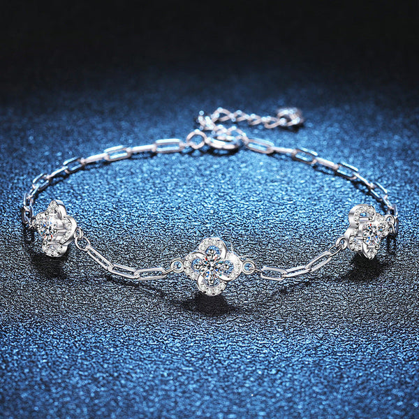 Triple-clover moissanite bracelet